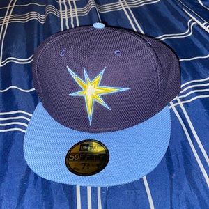 mens fitted cap